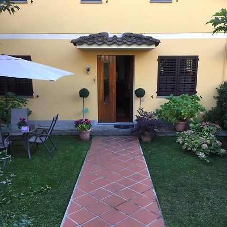Bed and Breakfast "Lilla" Calci Exterior foto