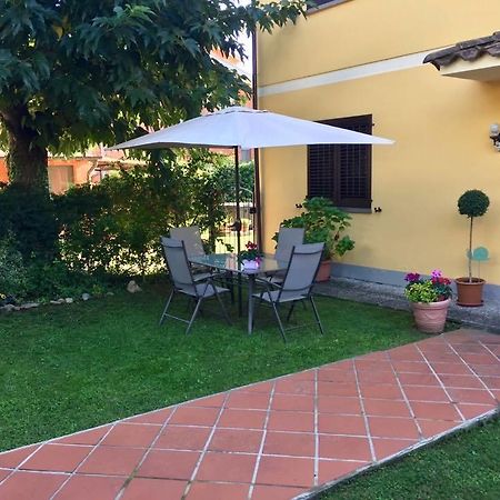 Bed and Breakfast "Lilla" Calci Exterior foto